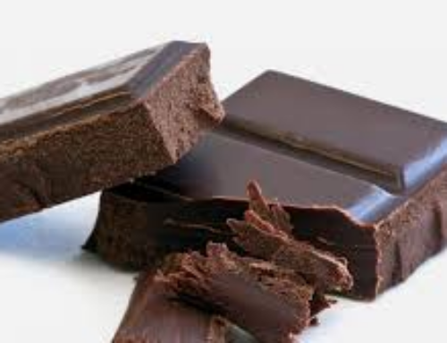 Beneficios del chocolate negro y cuál es el mejor horario para comerlo